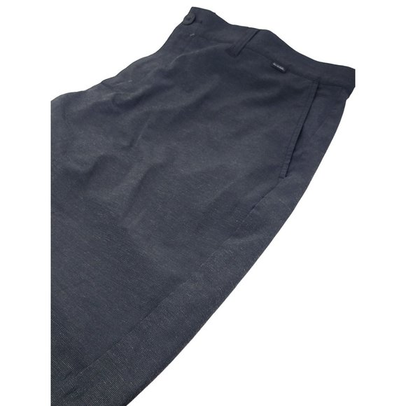 Travis Mathew Golf Shorts Flat Front Black Size 40 Moisture Wicking - Picture 1 of 6